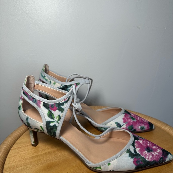 Franco Sarto Women’s Floral Lace-Up Pointed Toe Kitten Heels – Size 6.5 NWOT - Picture 2 of 9
